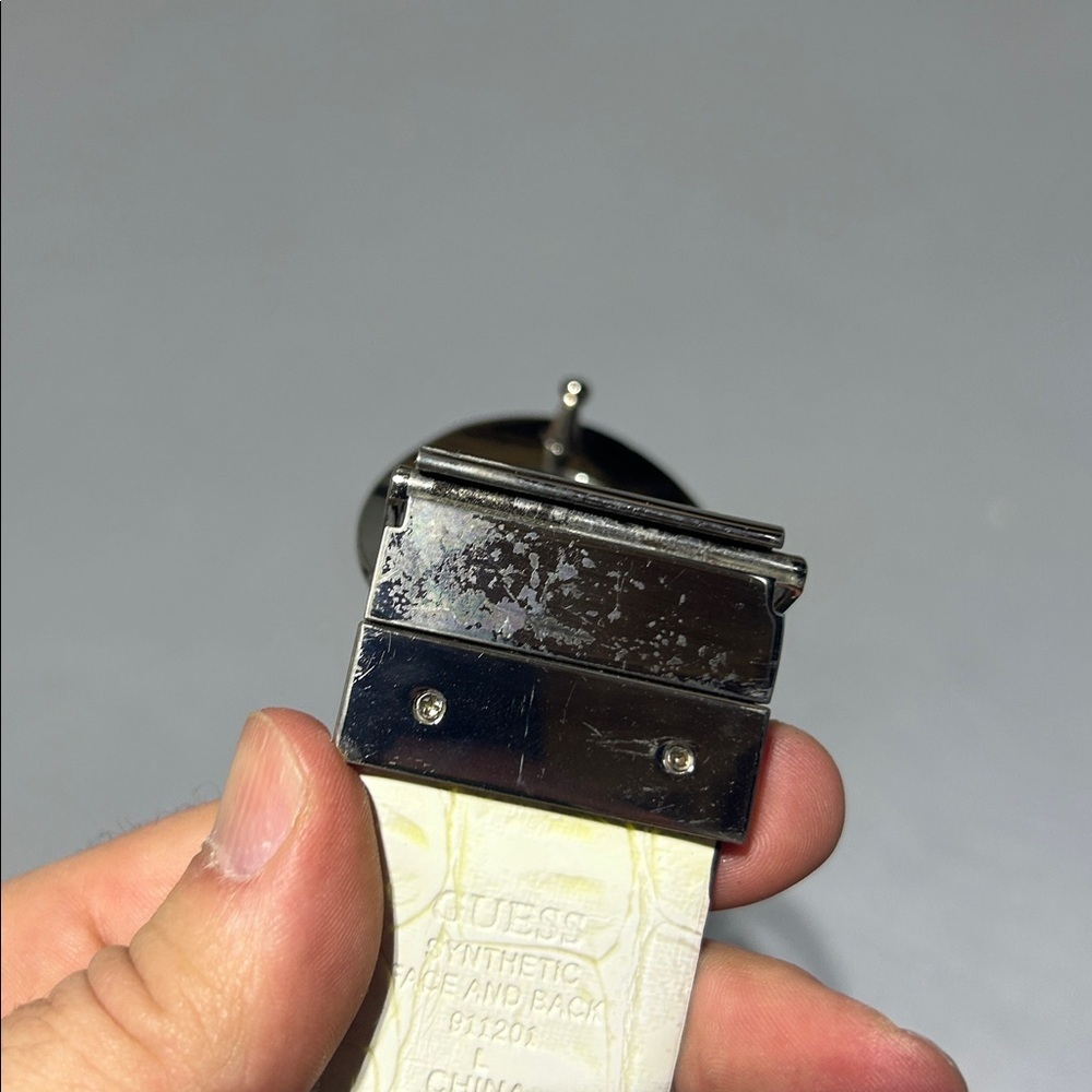 Guess Belt - Picture 9 of 10
